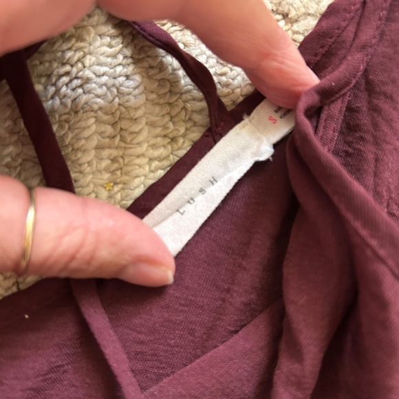 Lush dark purple bubble hem blouse - Picture 3 of 4